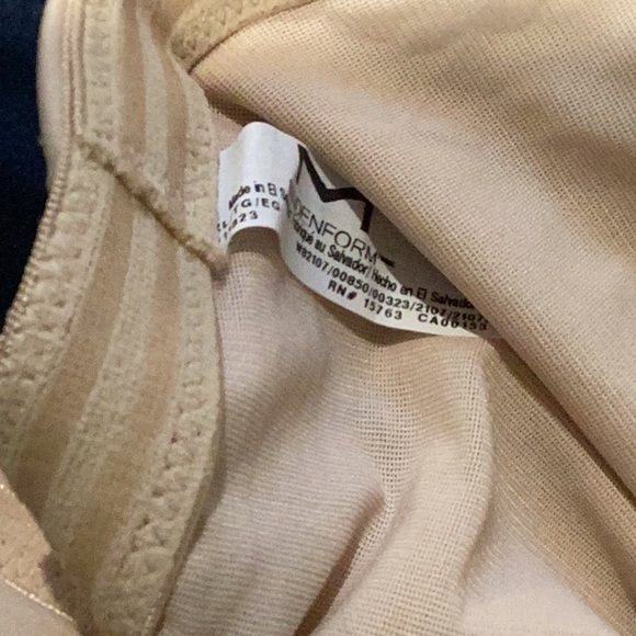 EUC Maidenform shaping brief - Picture 2 of 6